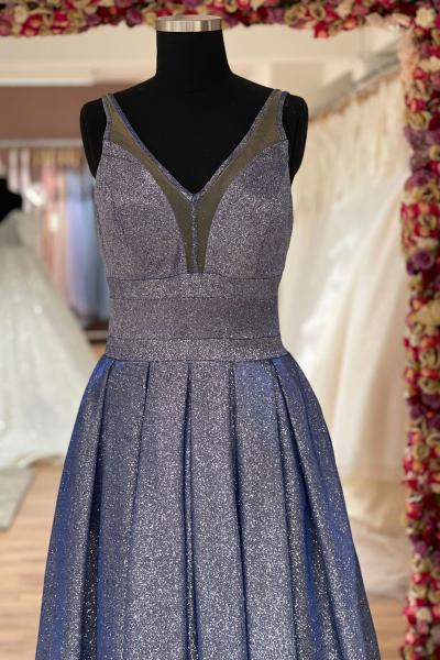 Abendkleid mit hochwertiger Glitzerstoff u. breitem Taillenband